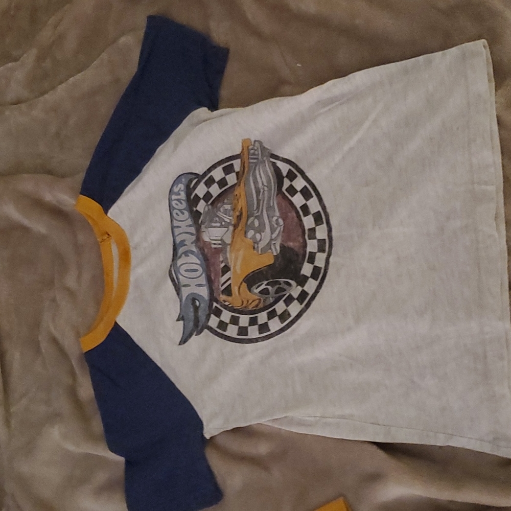 Boys Hot wheels t-shirt